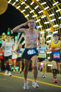 BIB: 46182, 072, 435
                            <button type="button" onclick="openModal(22814808)" class="btn btn-primary btn-sm float-right btn-popup" data-toggle="modal" data-target=".modal-high-quality">
                        <i class="fas fa-shopping-cart"></i> Add to Cart
                    </button>
                                            <button type="button" onclick="isThisMe(22814808, true)" class="btn btn-success btn-sm float-right btn-popup btn-isme hidden" data-toggle="tooltip" data-placement="bottom" title="นี่คือรูปของคุณใช่ไหม คลิกที่นี่เพื่อเอาเข้าอัลบั้ม">
                        <i class="fas fa-plus"></i> Add to album
                    </button>
                    <button type="button" onclick="isThisMe(22814808, false)" class="btn btn-warning btn-sm float-right btn-popup btn-isnotme hidden">
                        <i class="fas fa-ban"></i> Remove from album
                    </button>